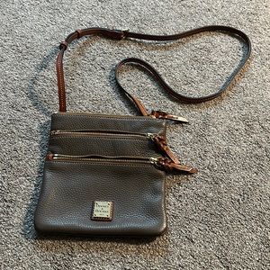 dooney & bourke crossbody bag